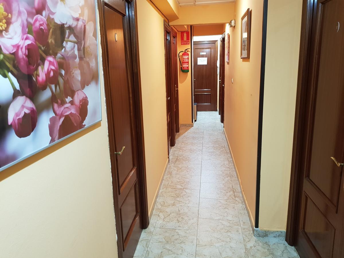 Hostal Foncalada Οβιέδο Εξωτερικό φωτογραφία